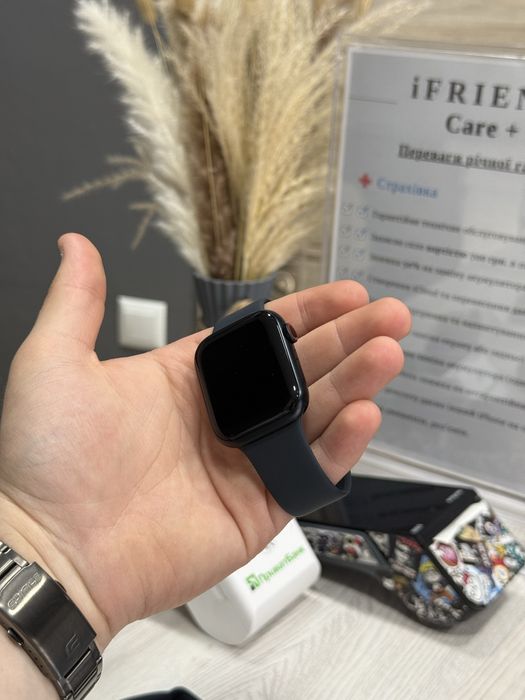 Apple Watch 9 40mm black 100% батарея