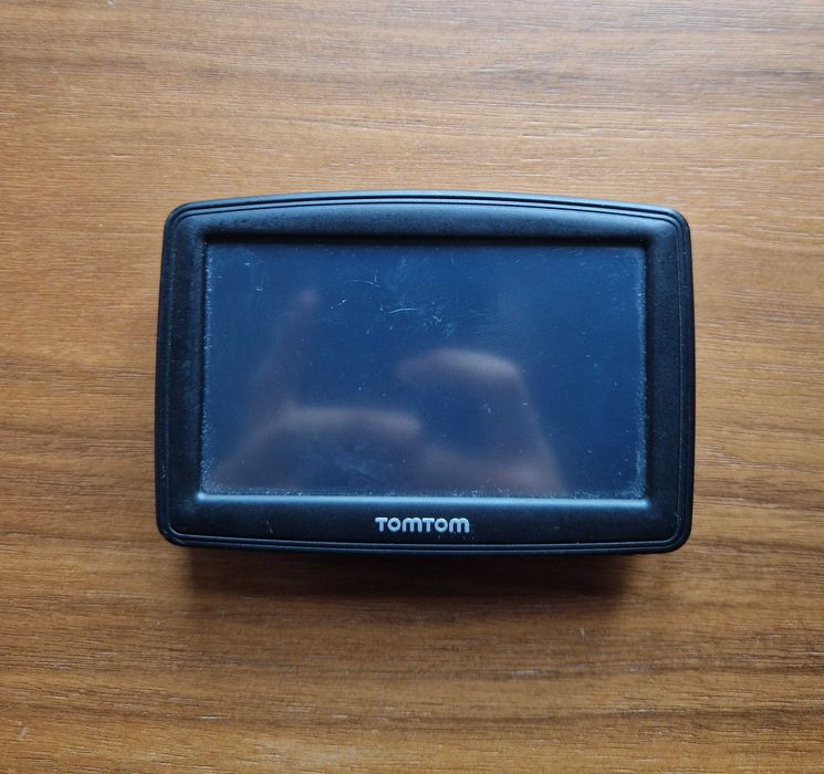 GPS TomTom com Cabo USB-A