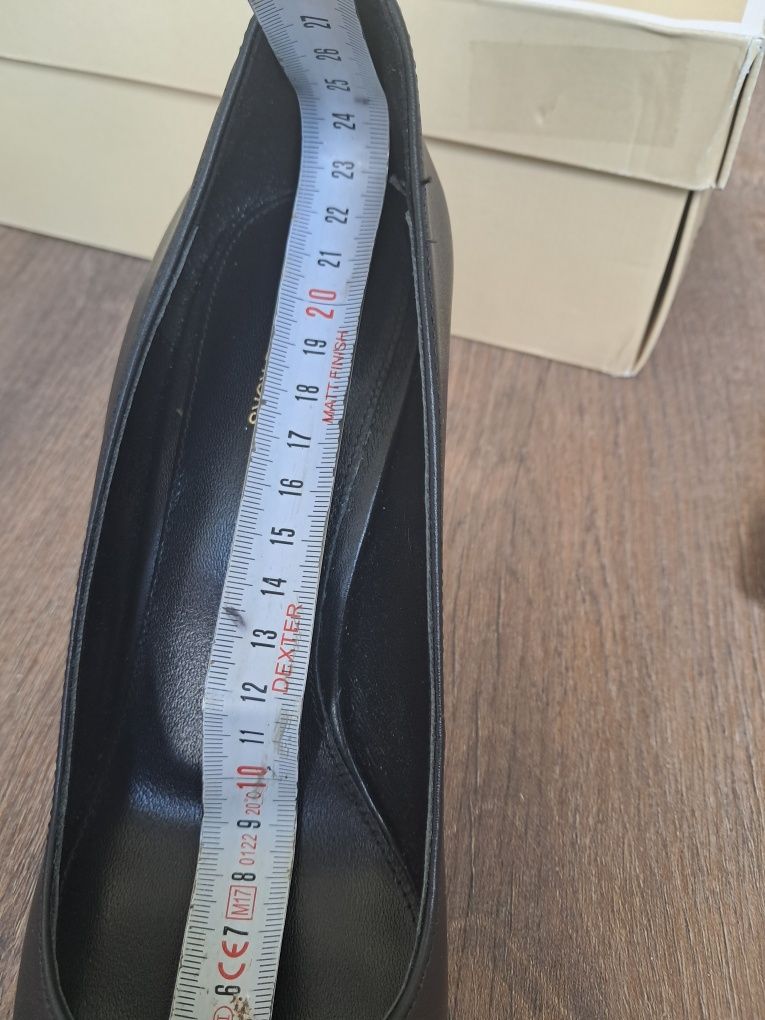 Michael Kors szpilki czółenka na obcasie izzy flex pump leather skórza