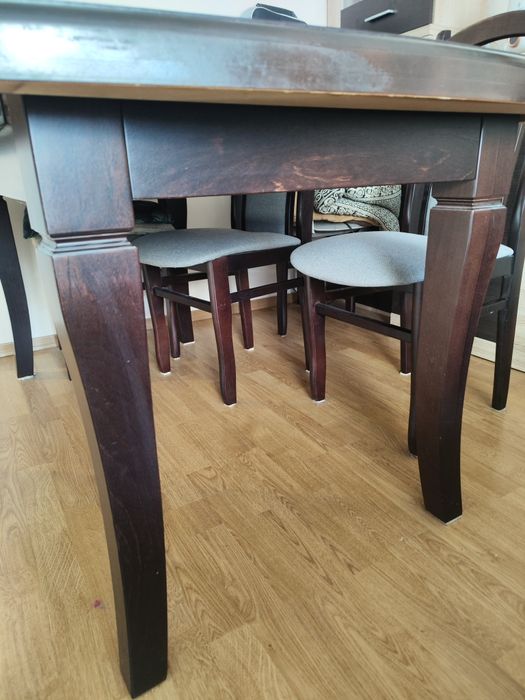 Stół rozkładany 88x157 przed rozłożeniem