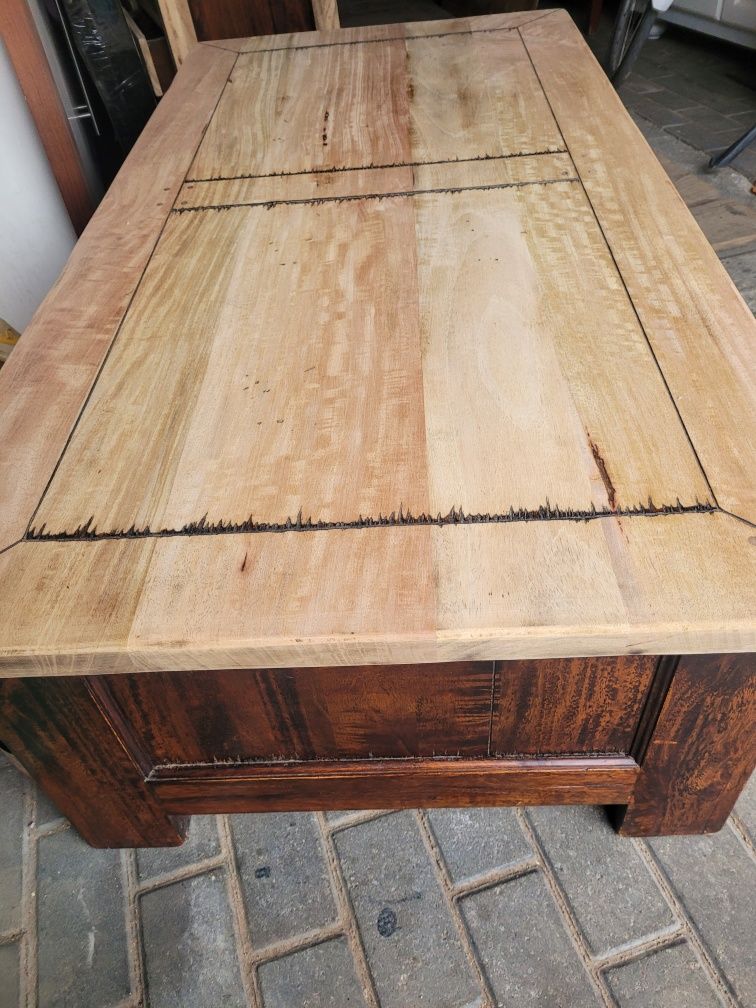 Ława/stolik z drewna egzotycznego