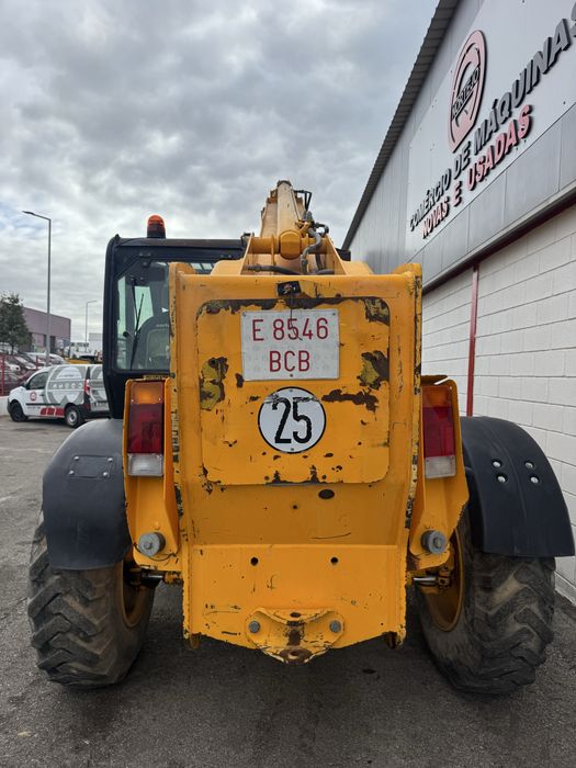 Empilhador Multifuncoes JCB 532-120 usada