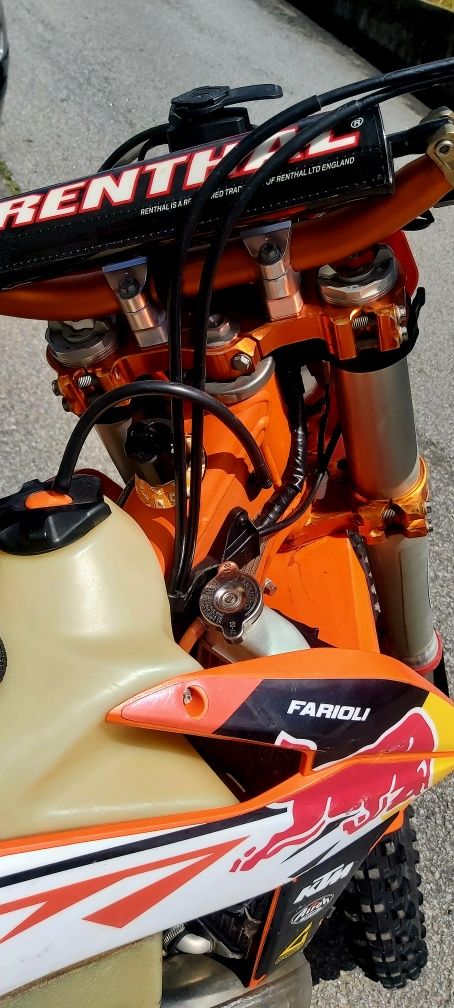 KTM 300 TPI six days 2020