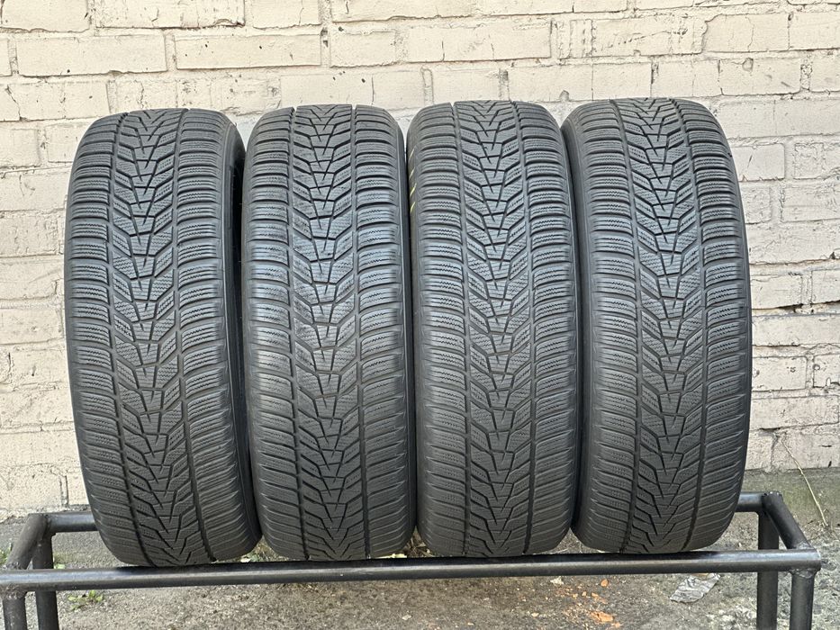 Hankook winter I*cept evo3 102V 225/55 r18 8мм 2022рік