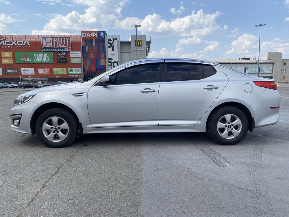 Продам kia k5 (optima)