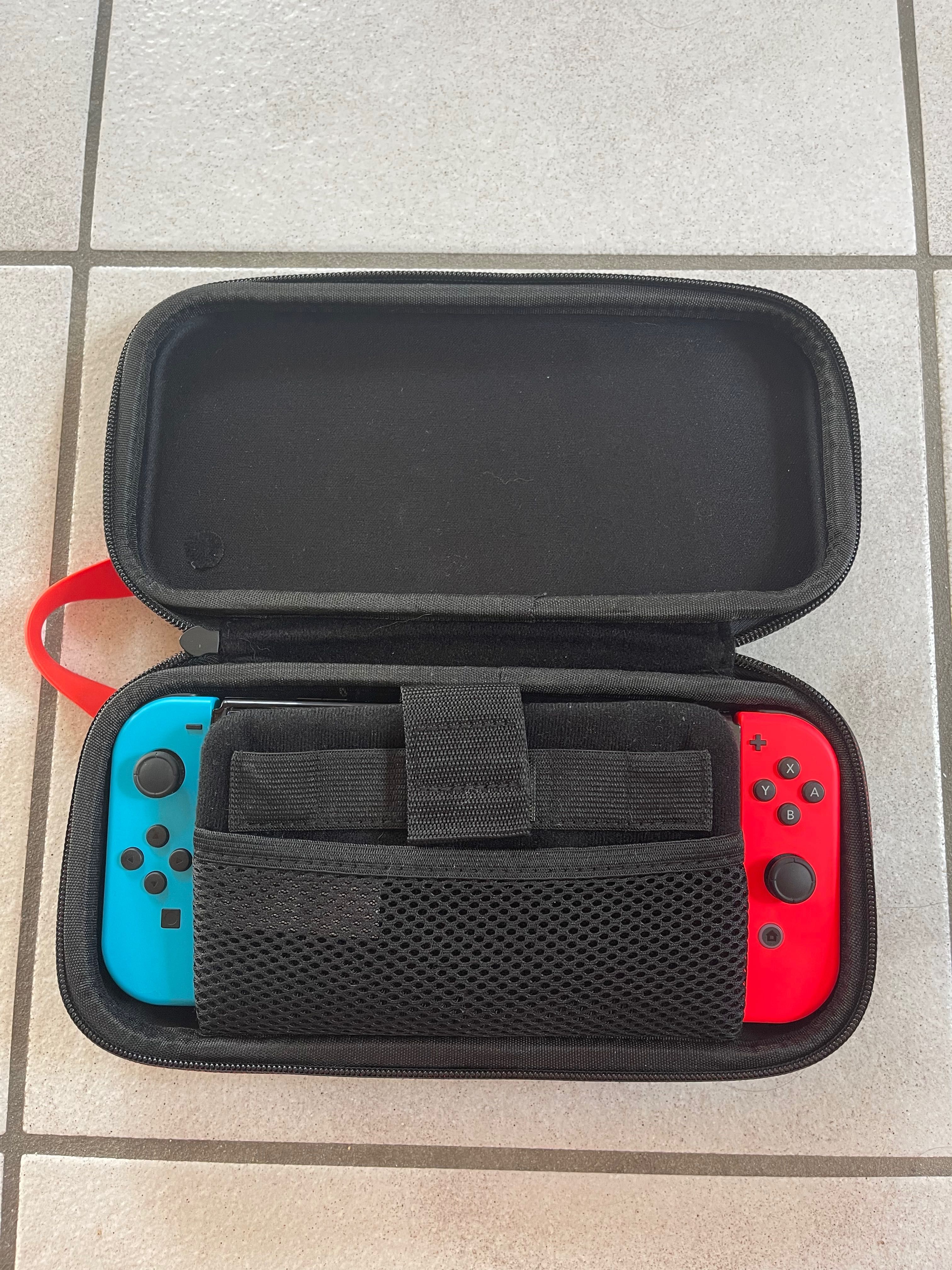 Продаж ігрової консолі Nintendo Switch OLED Model