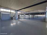 Armazém Industrial junto ao aeroporto Militar de Figo Maduro-Lisboa