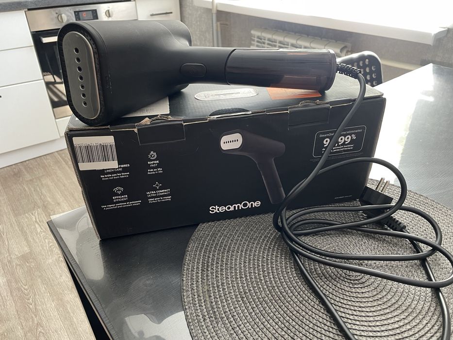 Відпарювач Steam One EUDTC75B