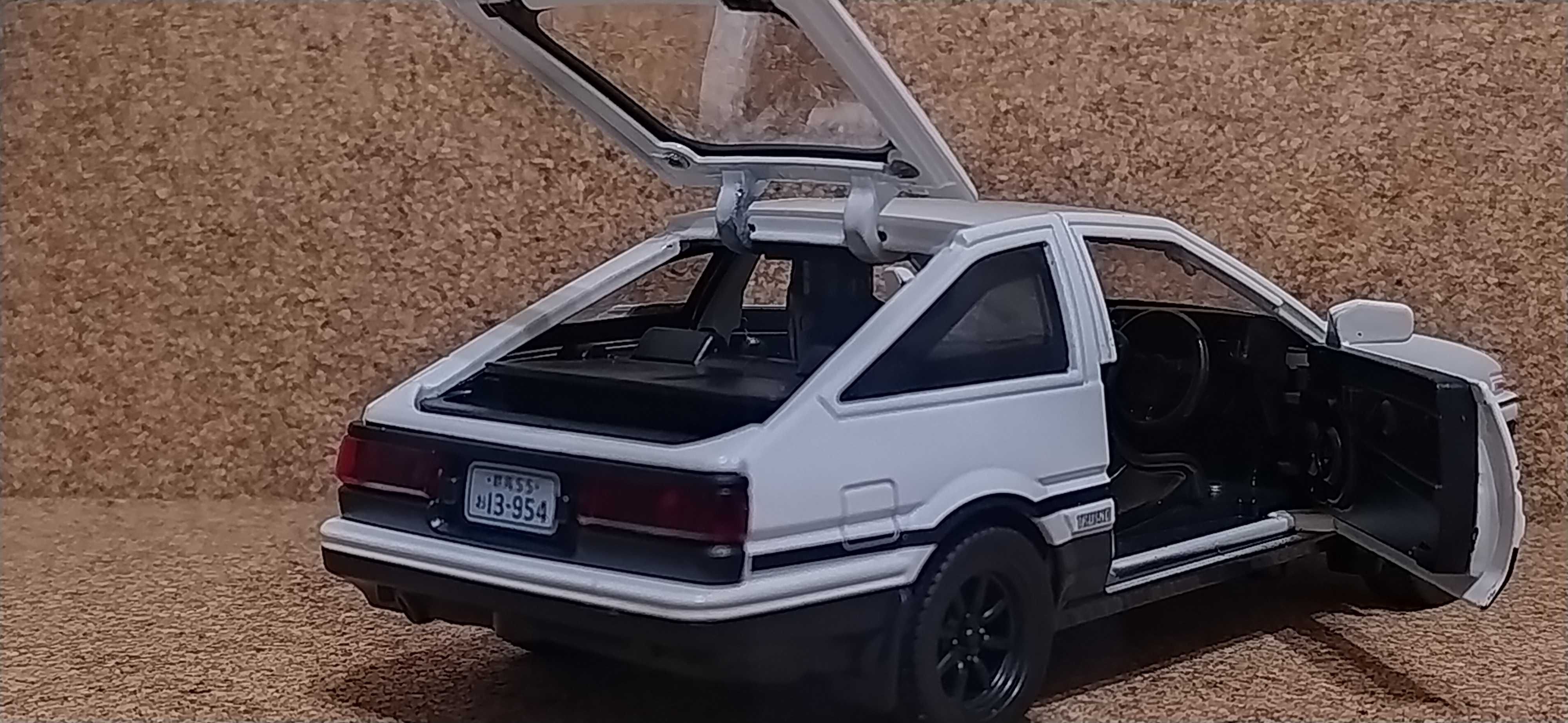 Модель авто Toyota AE86 Trueno (1:32)