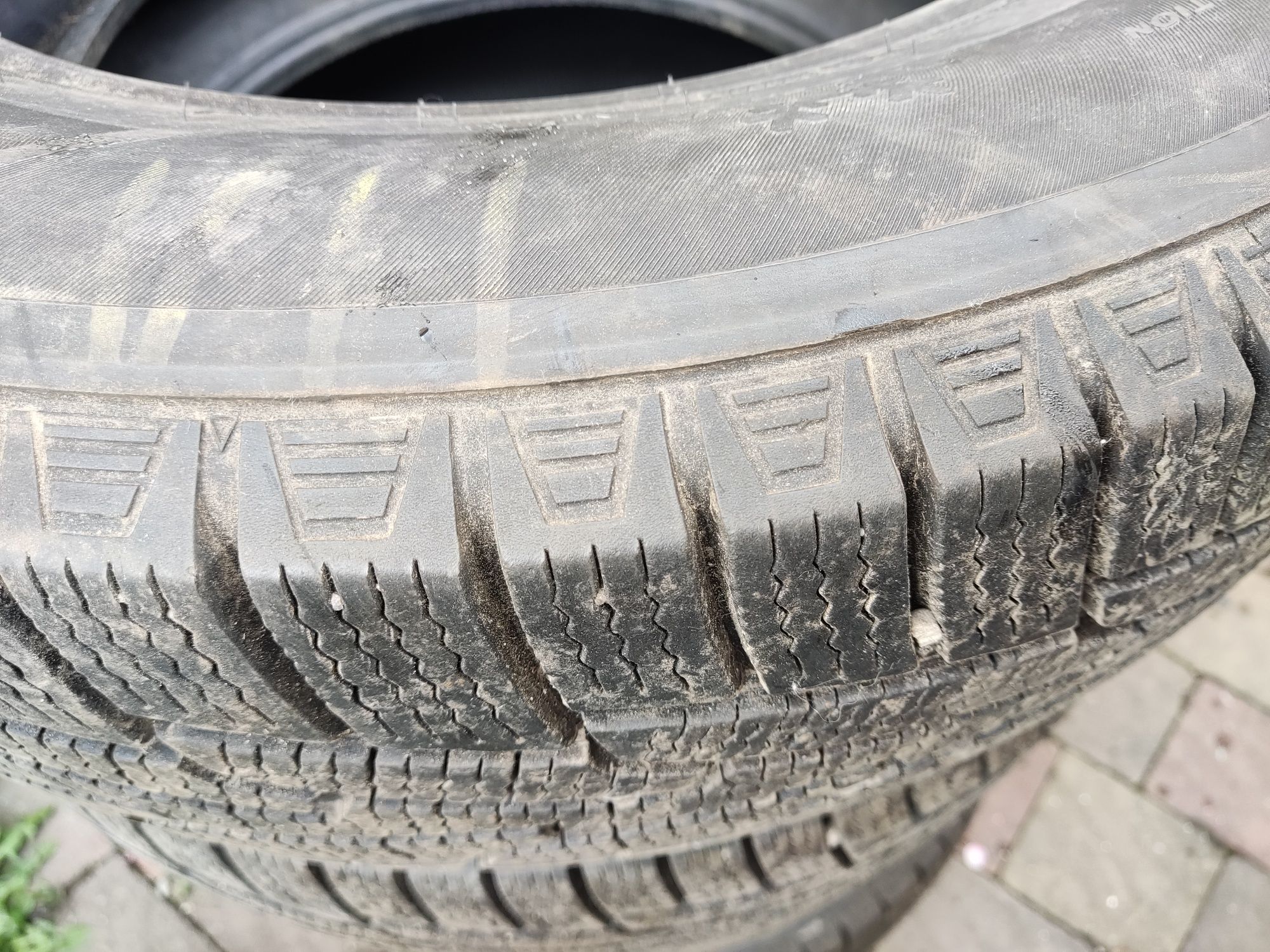 Шини KUMHO 235 / 65 R 17