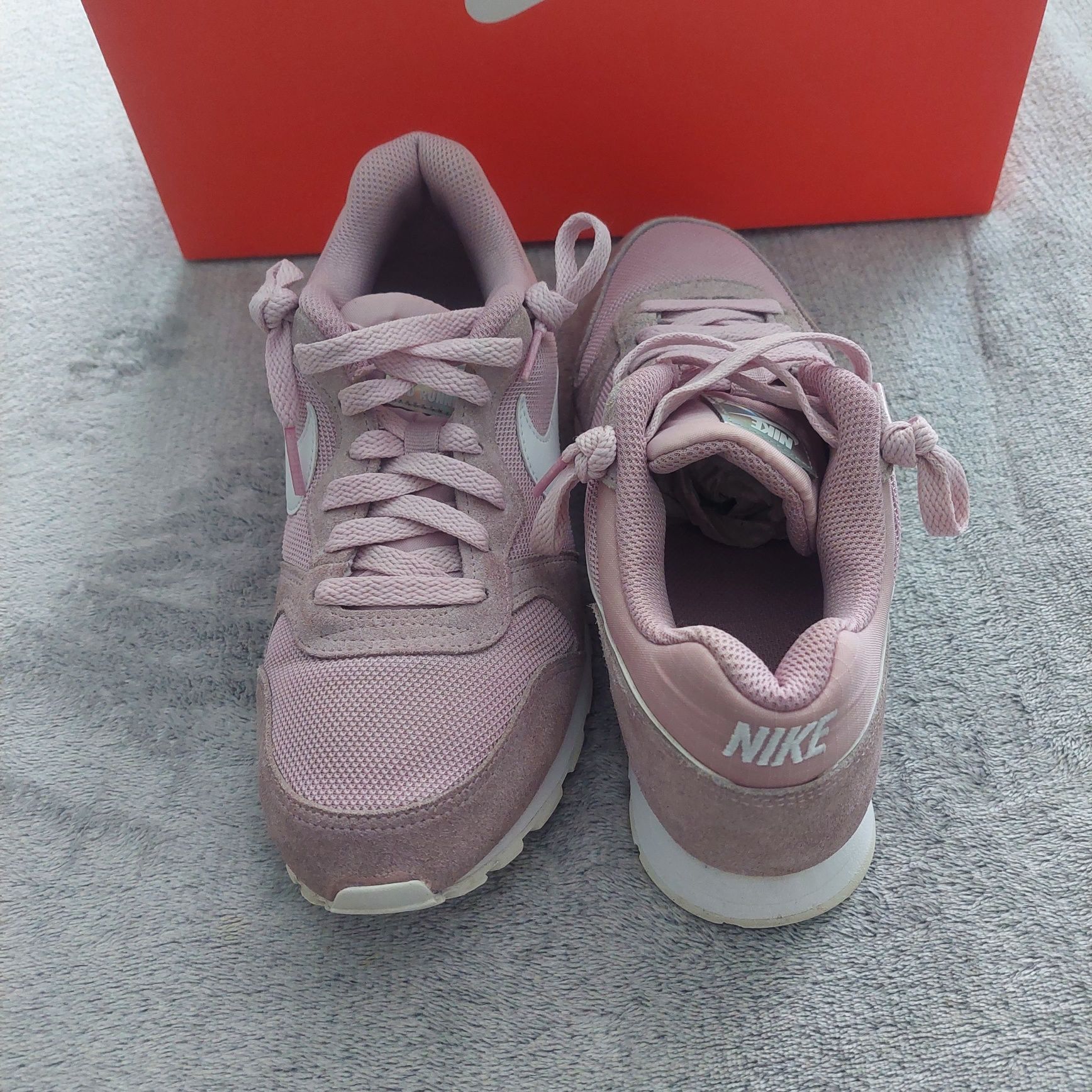 Różowe Nike RUNNER2 38.5