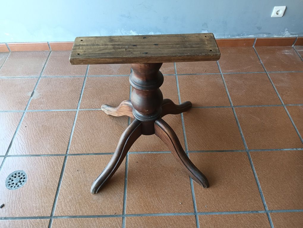 Mesa de madeira extensível