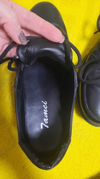 Кросівки шкіряні, кроси, кеди,