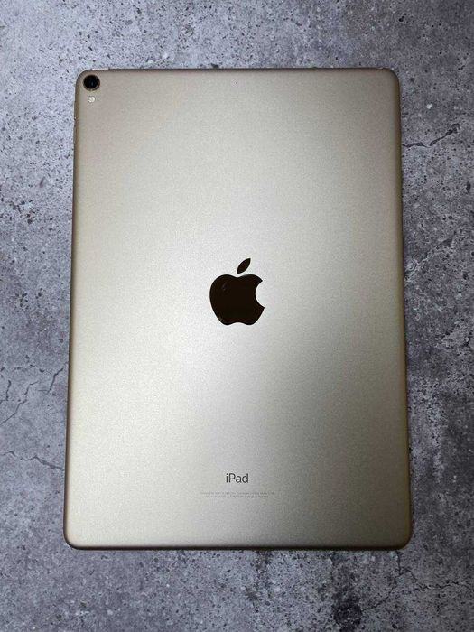 Планшет IPad Pro 10.5' 128gb wifi КОМПЛЕКТ
