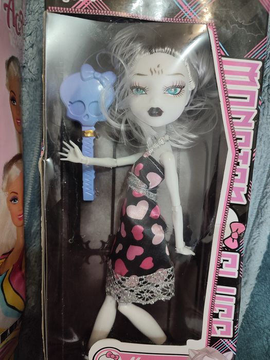 Нові ляльки гарної якості на вибір