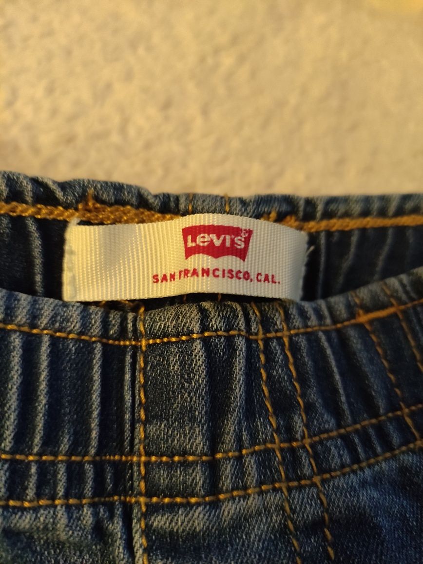 Levis spodnie r. 98-104