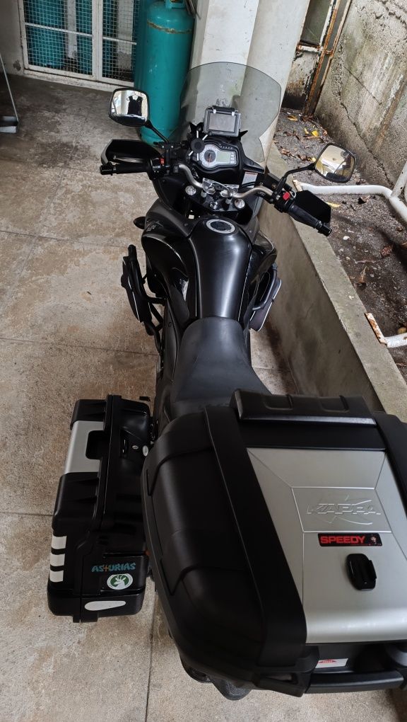 Suzuki V-strom 650