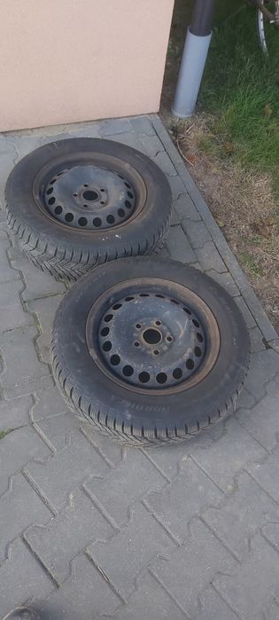 Opnony zimowe z stalowymi felgami 2x Dębica i 2x Matadory 195/65 R15