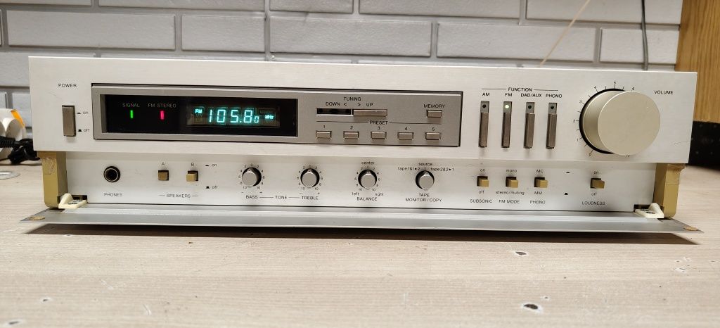 Amplituner DENON DRA-400. Japan