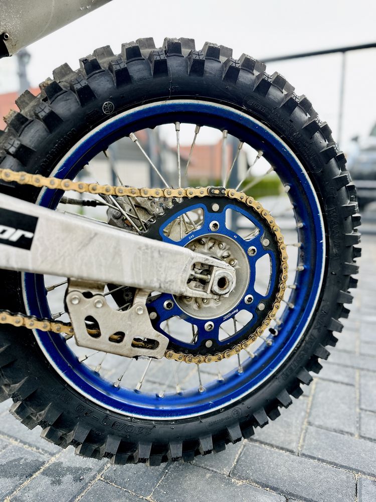 Yamaha YZ 125 LC 2022 – lekkość, moc i precyzja w jednym!