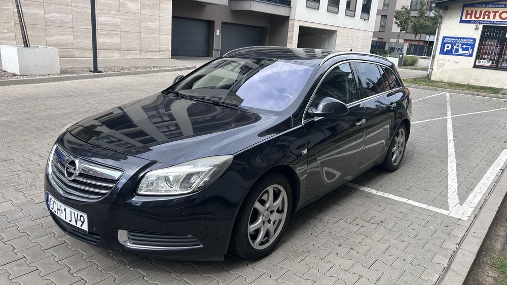 Opel Insignia 2.0 CDTI 163 KM Sports Tourer Cosmo czarny szyberdach