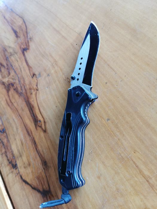 Nóż taktyczny, paracord,edc.