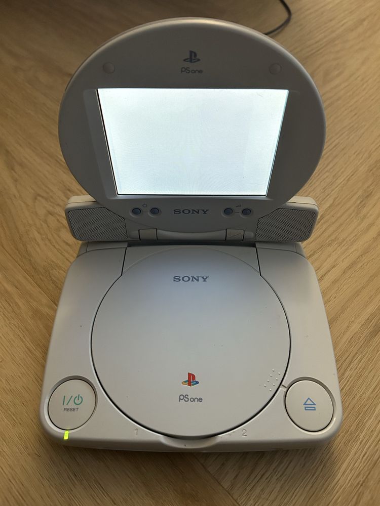 Sony PlayStation One ps One i ekran