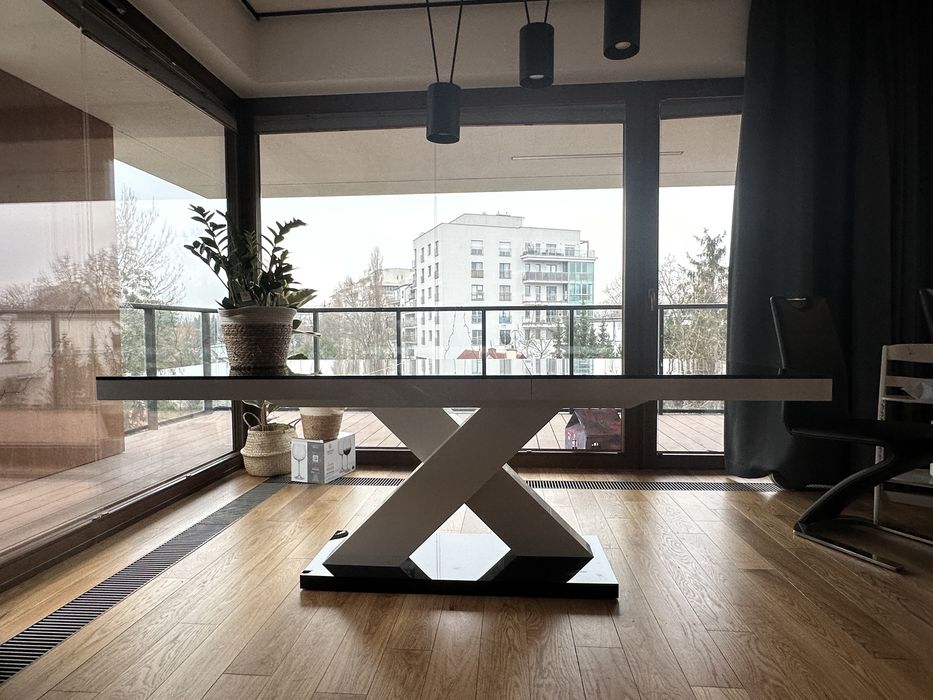 STÓŁ XENON gloss hub