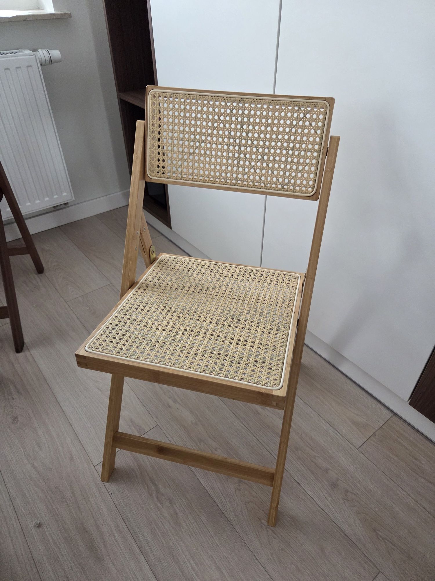 Krzesła rattan składane drewniane