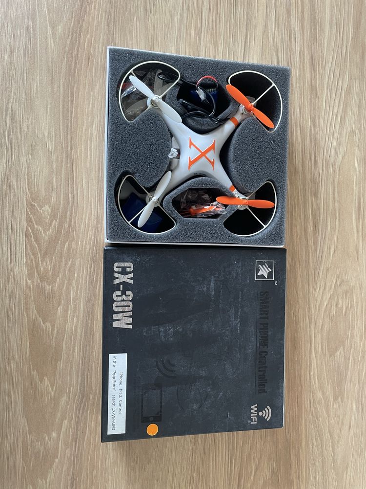 Dron RC Cheerson CX-30W BNF (moduł Wi-Fi, Android / iOS, kamera FPV)