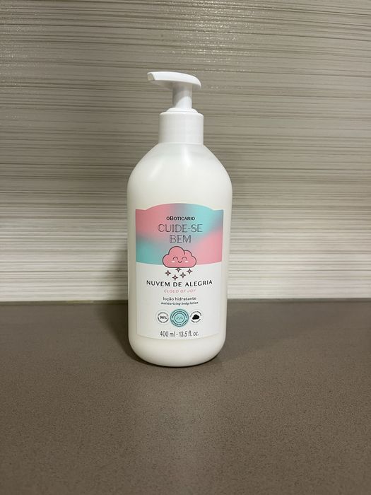 Varios produtos do boticario