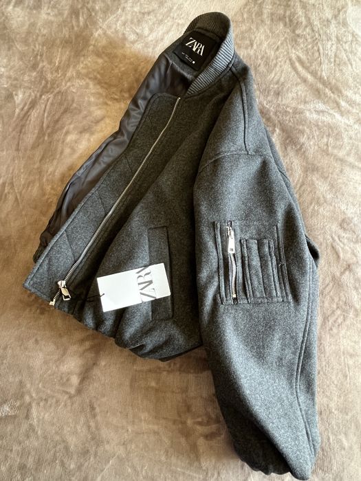 Zara стильная курточка.