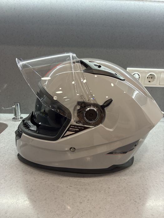 Продам шлем MT helmets braker sv