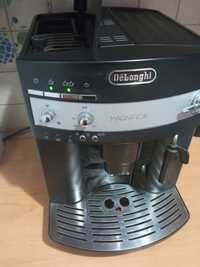 Ekspres do kawy DeLonghi Magnifica