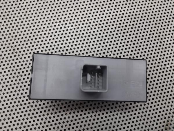 Comando / botão / interruptor vidros frente esquerdo VOLKSWAGEN Touran