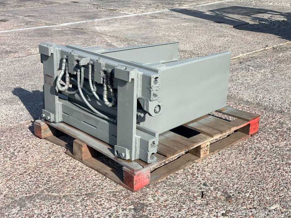 Захват бічний для ТЮКів. Розкриття лап 180 см, мінімальне 50 см.