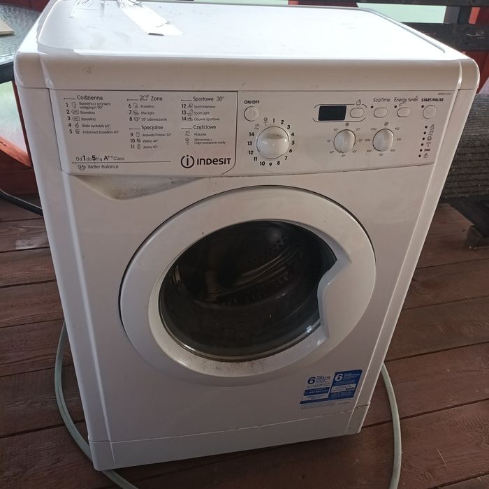Pralka indesit automat