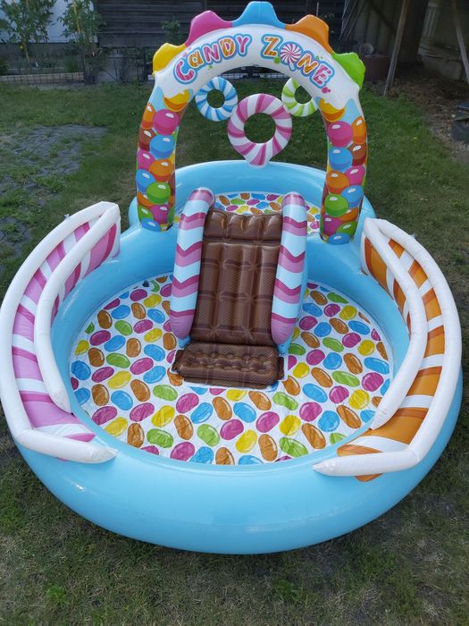 dmuchany plac zabaw Intex „Candy Zone” (Strefa Słodyczy