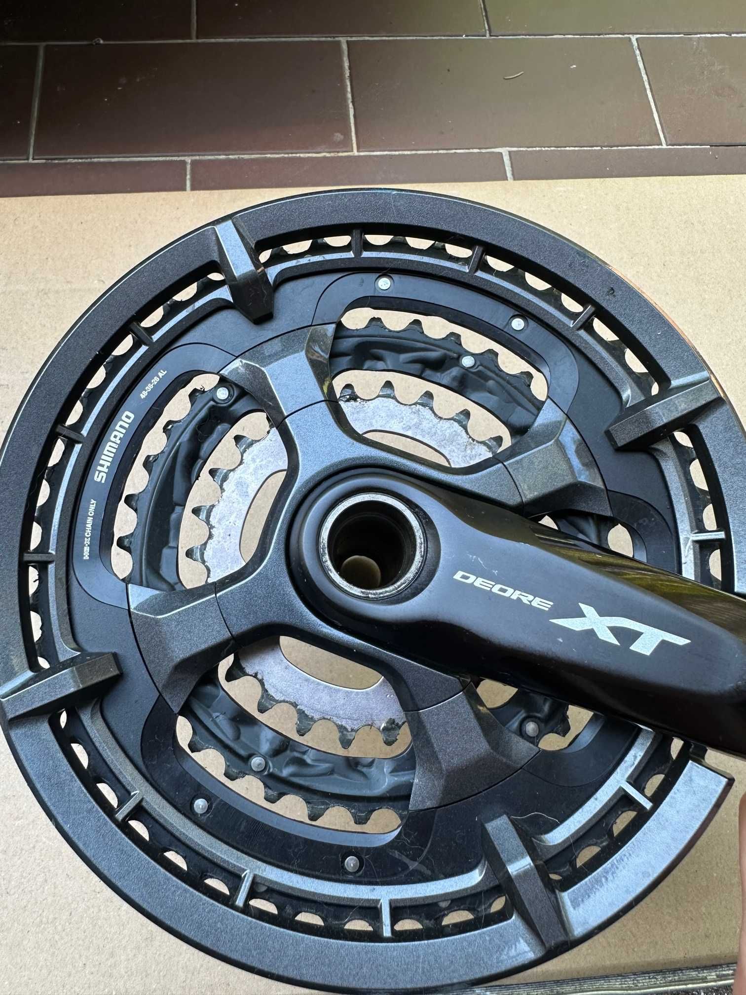 Korba  Shimano Deore XT FC-T8000 prawe ramię 170mm