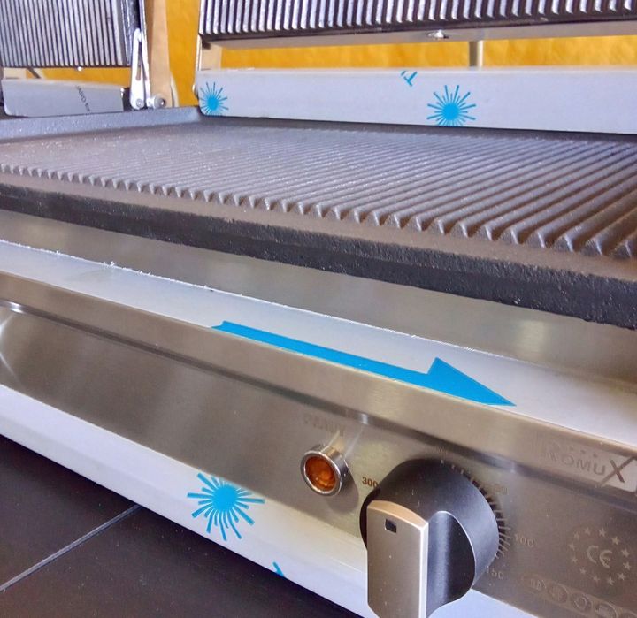 Grelhador/Tostadeira Elétrico e a Gás. Restauração