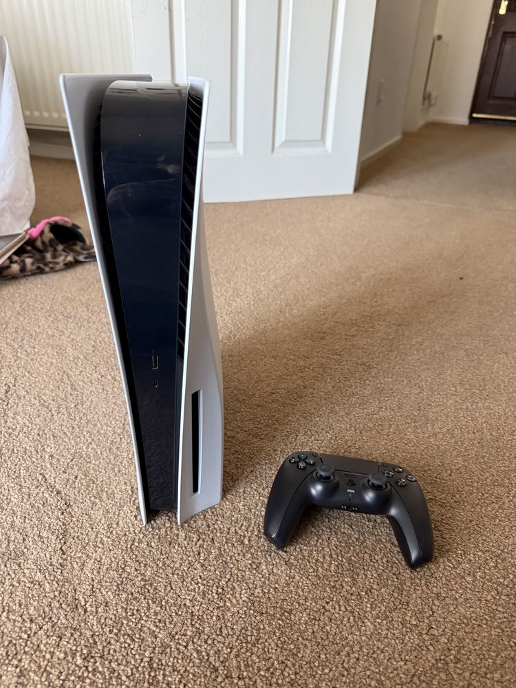 PS5 Standard 825GB