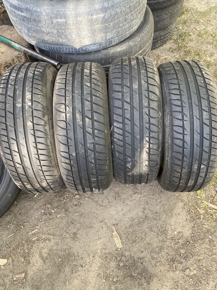 Літня гума 195/60R15