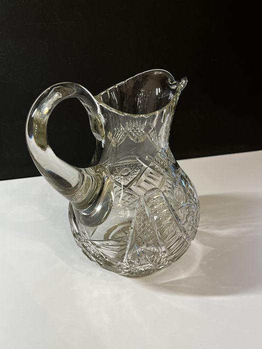 Dzbanek krysztalowy