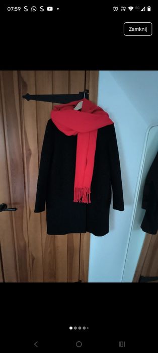 Wełniany płaszcz COS