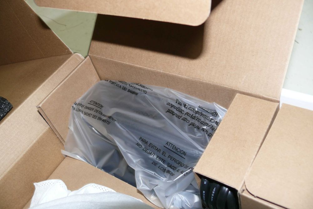 Robot Aspirador e Esfregona Roomba Combo® com ligação Wi-Fi