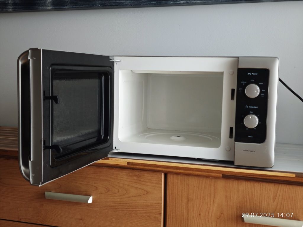 Mikrofalówka Whirlpool MWD202/SL GRILL