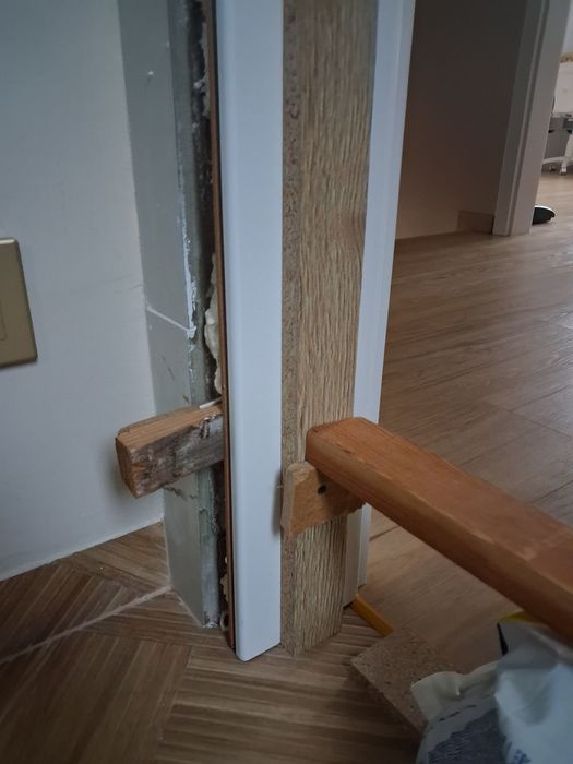 Rozporki do drzwi, rozporki do montażu ościeżnicy