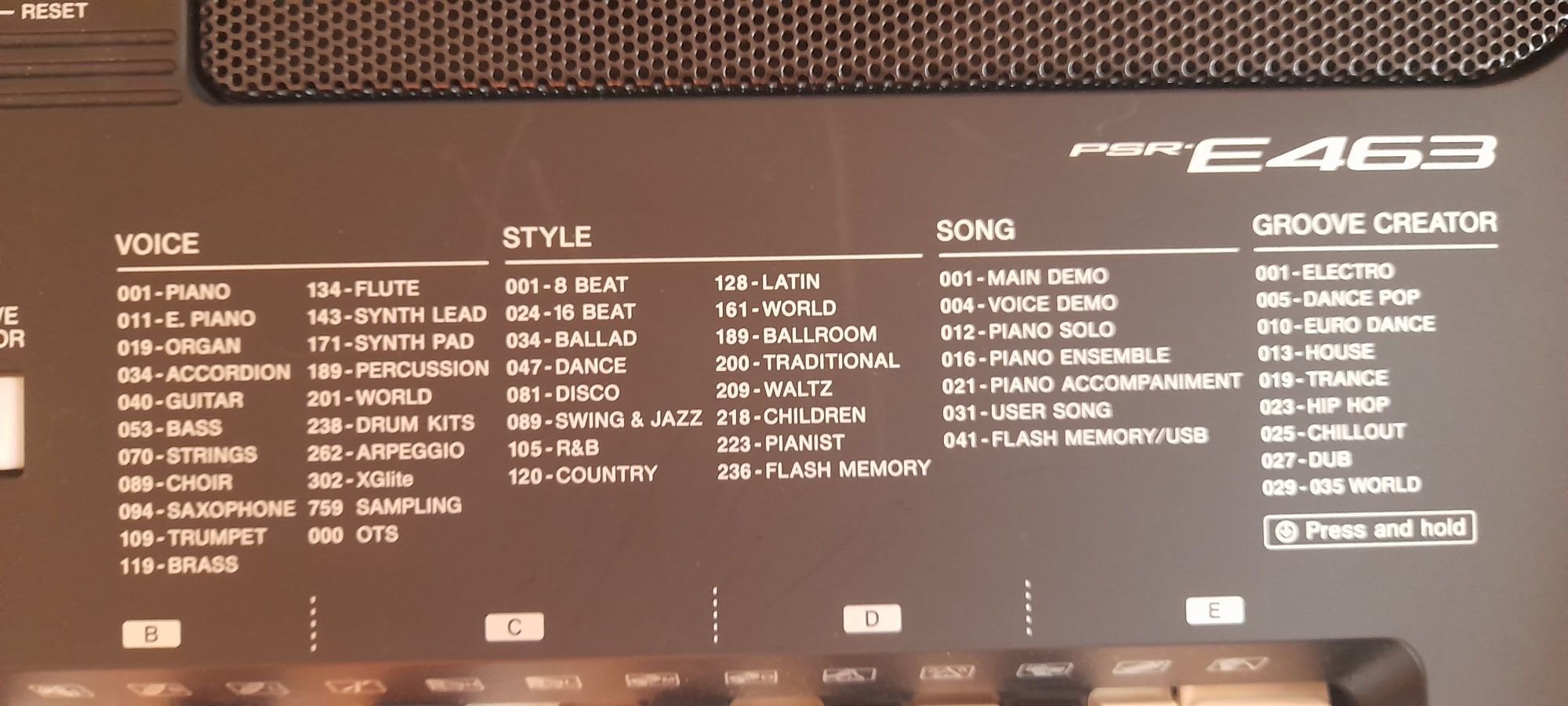 Yamaha PSR E463+gigbag i statyw