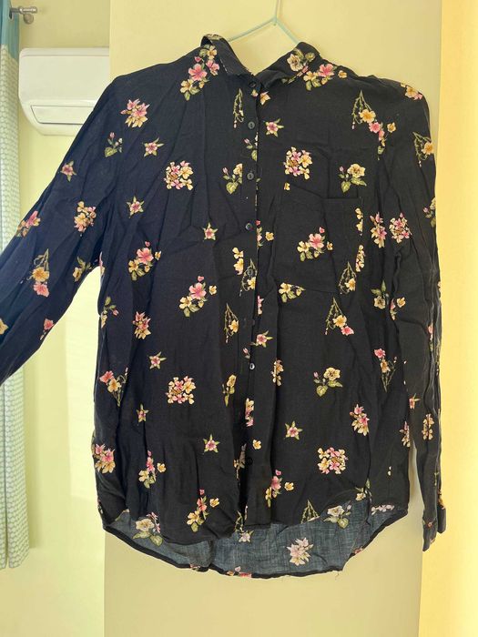 Чорна жіноча сорочка Sinsay розмір M