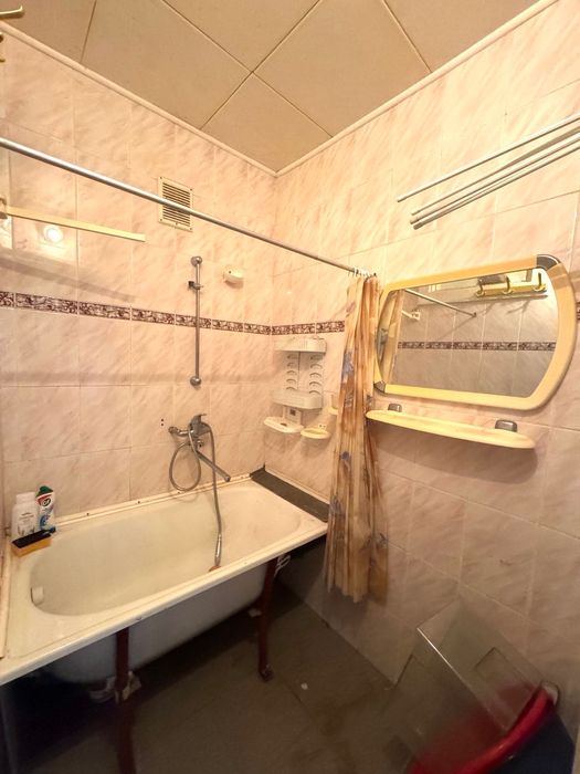 Продам 2-ух комн квартиру